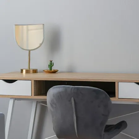 Spacious Ideal For Families By Renters Appartement