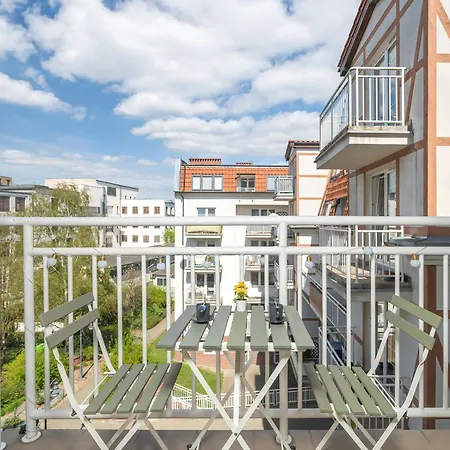 Spacious Ideal For Families By Renters