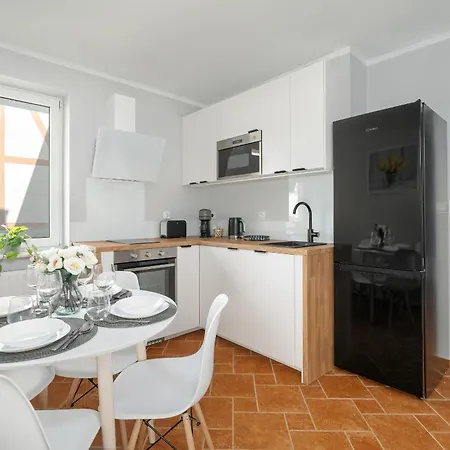 Spacious Ideal For Families By Renters Poznaň