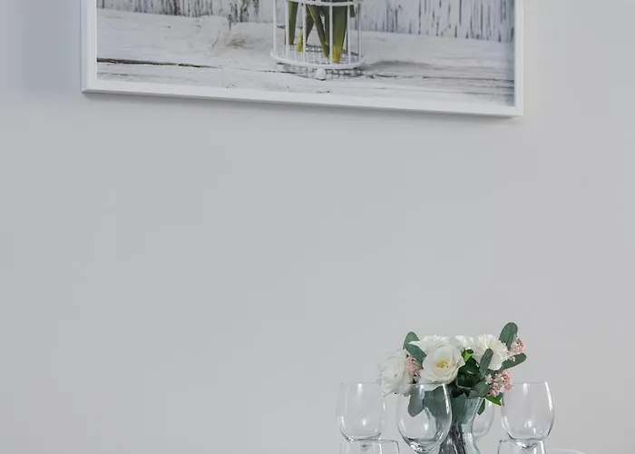 Spacious Ideal For Families By Renters Appartement Poznań