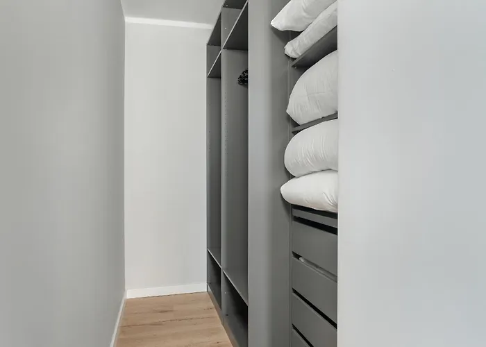 Spacious Ideal For Families By Renters Appartement Poznań