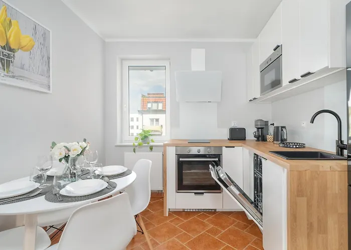 Spacious Ideal For Families By Renters Appartement *