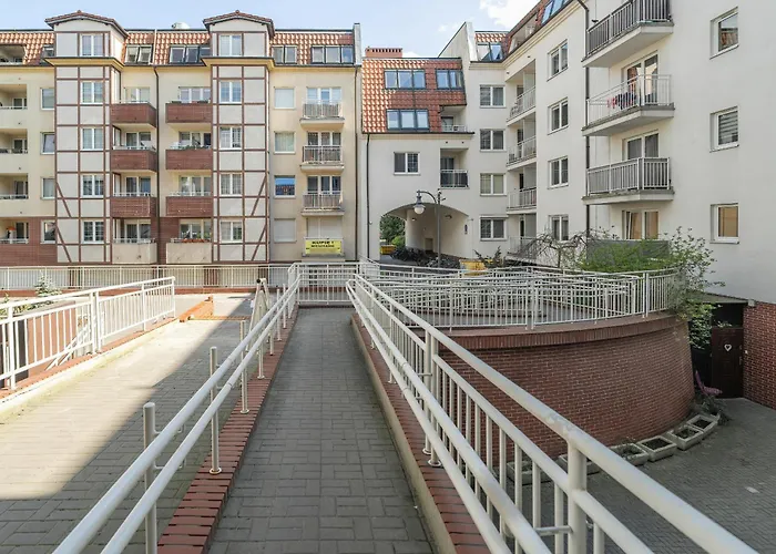 Spacious Ideal For Families By Renters Poznań